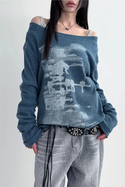 Karakedi Vintage Lost Off-Shoulder Long Sleeve T-Shirt