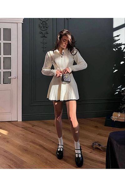İKRAFASHİON Polo Neck Stílusos női kötöttáru szett pulóverrel és szoknyával - Lycra