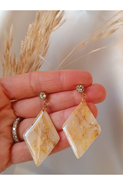 La fee aksesuar حلق من الفولاذ بنمط رخامي مع تفاصيل ذهبية من حجر الزركون