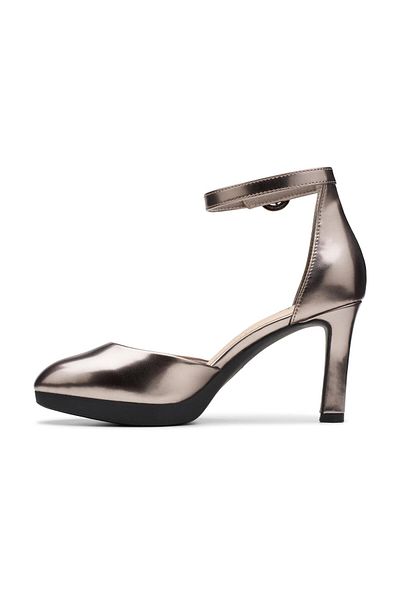 CLARKS Metallic Faux leather Sandals For Womens