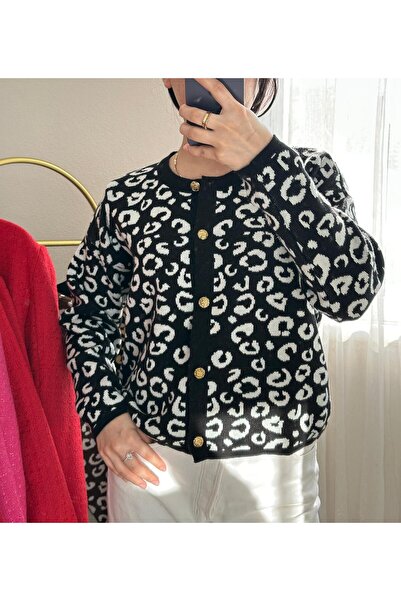 Azra Kadın Leopar Desenli Bisiklet Yaka Düğme Detaylı Şık Triko Hırka