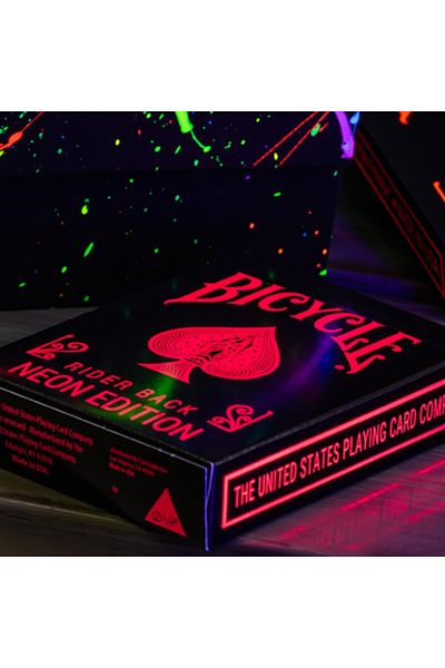 OyuncaklarÜlkesi Bicycle Star Fire Pink Neon Premium Playing Card Limited Edition Collectible Playing Cards