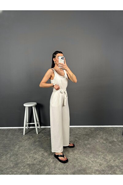 Gaus Linen Jumpsuit - Corel Stone and Belt Detail