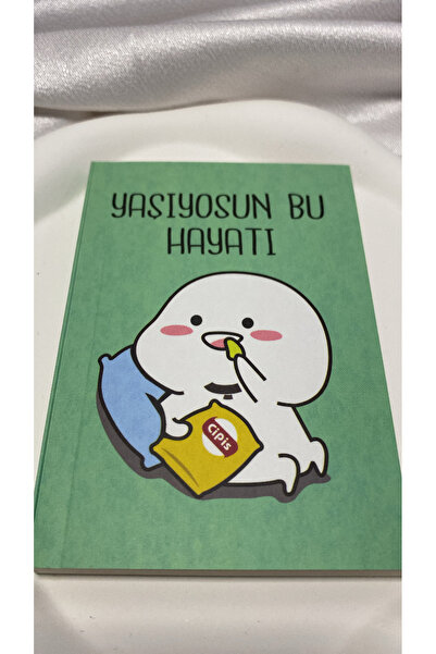 Axuu Collection Yaşıyosun Bu Hayatı Yazılı Defter Arkadaşa Hediye Komik Yazılı Defter - A7 Çizgisiz