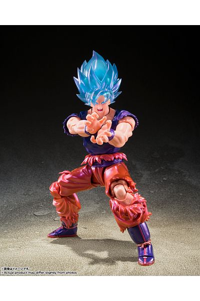 BANDAI Dragon Ball Tamašhī Nations S.H.Figuarts - Super Saiyan God Goku Kaio-Ken Figure