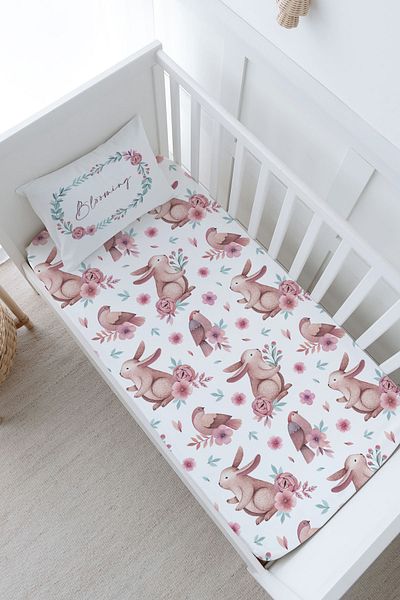 Tuğba Kuğu Baby Size Fitted Sheet Set - Iconic Series - Pink Wreathed Rabbit