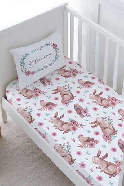 Tuğba Kuğu Baby Size Fitted Sheet Set - Iconic Series - Pink Wreathed Rabbit