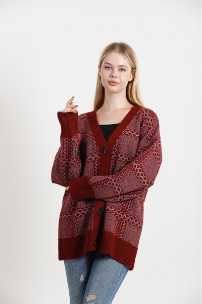 02Lady Fashion Knitted Detailed Button Cardigan