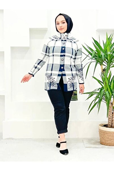 02Lady Fashion buttoned cardigan with rose print