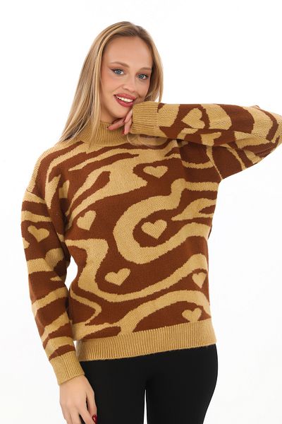 02Lady Fashion Leopard Pattern Oversize Turtleneck Sweater