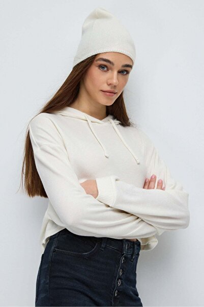 No Matter What Weiches, kurzes Kapuzentop aus Strickstoff