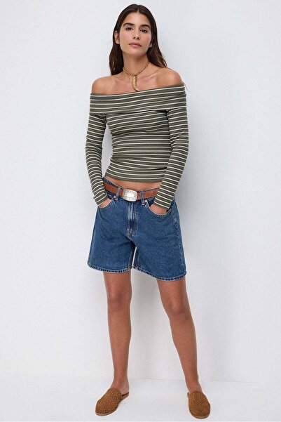 No Matter What Gestreifte, taillierte Bluse mit schulterfreiem Saum