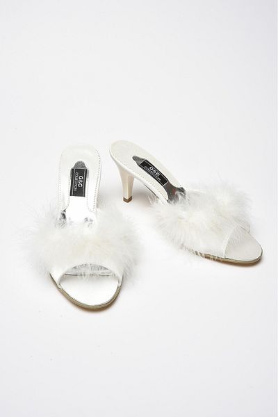 GC Gift & Dowry & Wedding Feather Slippers