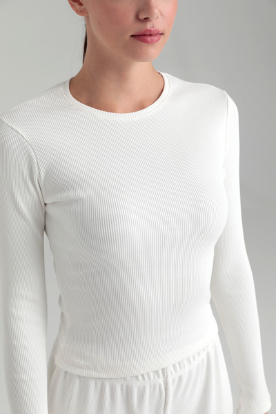 SHEISMONO Soft Rib Yuvarlak Yaka Bluz Ekru