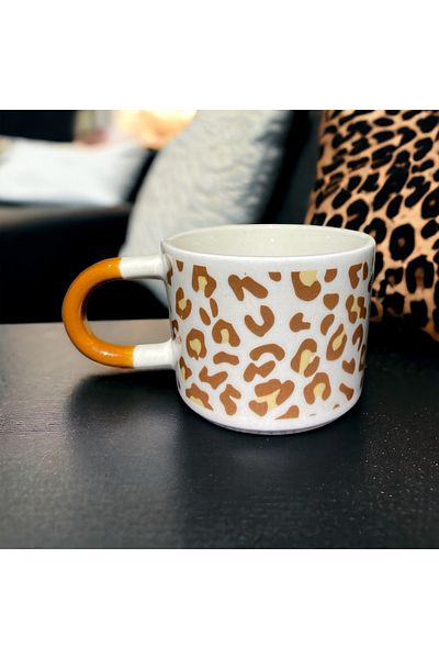 İZart Brown Leopard Patterned Handmade Ceramic Mug