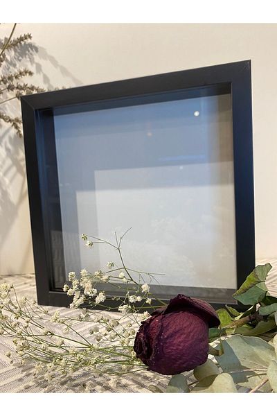 Sevcan sanat atölyesi 25x25x3 MEMORY frame with BLACK glass, flower, souvenir, roses box