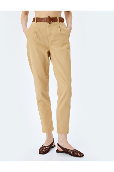 Koton Locker geschnittene Chino-Hose aus Baumwolle