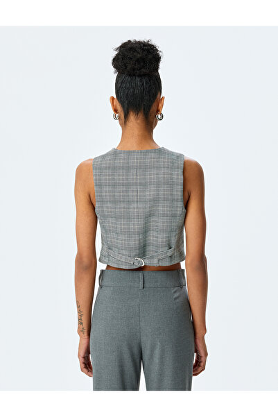 Koton V Yaka Viskon Karışımlı Cepli Slim Fit Ekose Kolsuz Crop Yelek