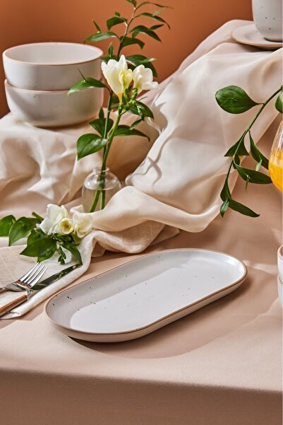 Karaca Chicago Dot Reactive Boat Plate 30 cm