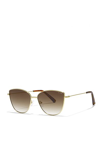 BlackOut نظارات شمسية من ايوا - نظارات شمسية للنساء - نظارات شمسية على شكل عين القطة - BlackOut CELEB By Eyewa