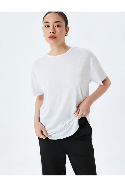 Koton Kurzärmliges, übergroßes Sport-T-Shirt mit Rundhalsausschnitt und Schlitz