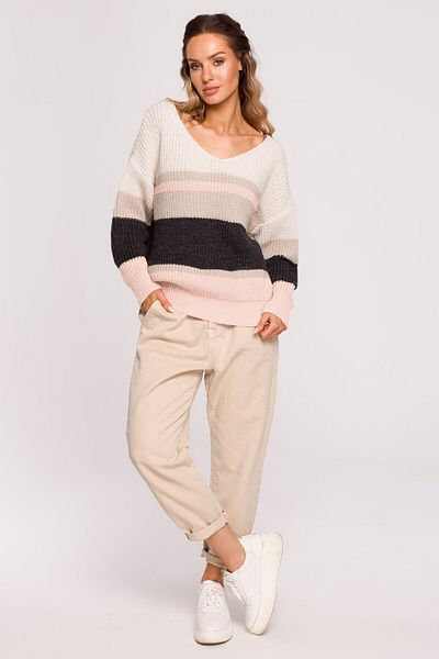 Made of Emotion Oversized sweater with a V-neck