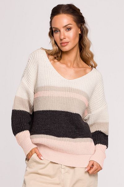 Made of Emotion Oversized sweater with a V-neck