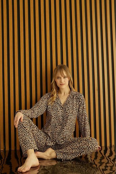 Sude HOMEWEAR Σετ γυναικείες πιτζάμες με γιακά πουκάμισο με λεοπάρ