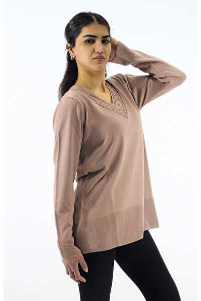 Tuğra Светр з деталями на комірі та спині