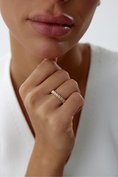 ADOR ALTIN SIRA TAŞLI YÜZÜK