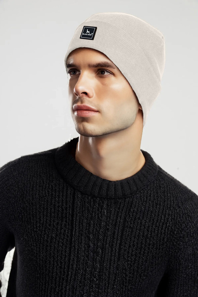 BLACK DEER Unisex Winter Beanie Hat - Soft Knitwear, Acrylic Beanie with Plain Logo