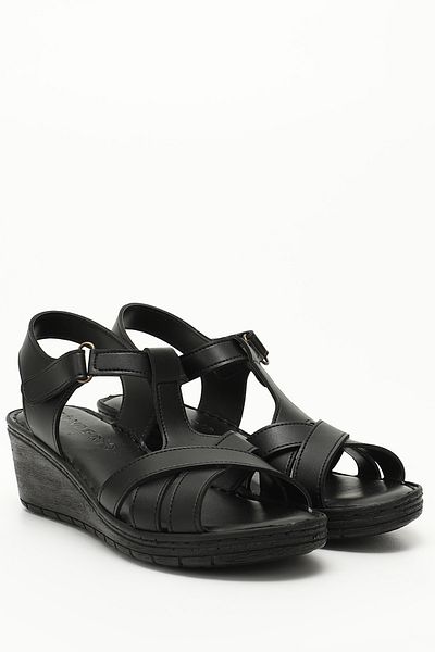 GÖNDERİ(R) Women/Girls Black Wedge Comfort Sandals
