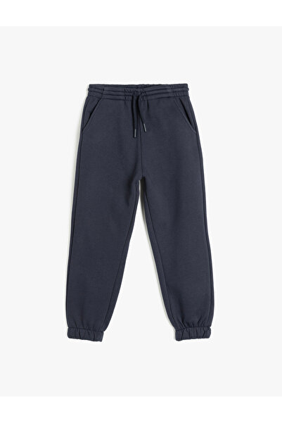 Koton Ανυψωμένο Basic Jogger Φούτερ με λεπτομέρεια τσέπης και ελαστική μέση