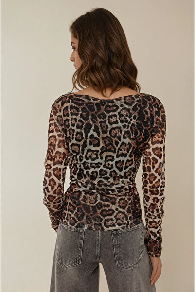 Hiccup Μπλουζάκι με λαιμόκοψη με μοτίβο λεοπάρ