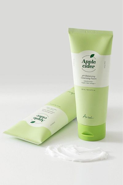 Ariul Apple Cider Facial Cleansing Foam 150 ml | Ph Balancer | Apple Extract