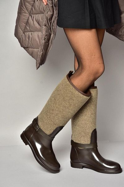 Fox Shoes Τ 858725204   Μπότες βροχής με λεπτομέρεια από ύφασμα καφέ τσόχα