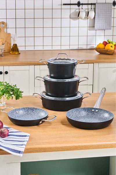 Karaca Biogranit Monet 8 Piece Pot and Pan Set Black