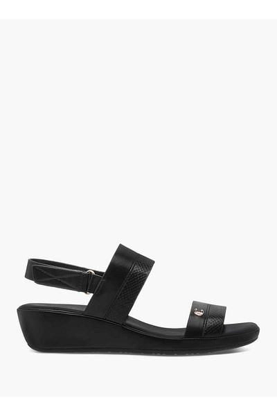 Le Confort Le Confort Animal Textured Strap Sandals with Buckle Closure