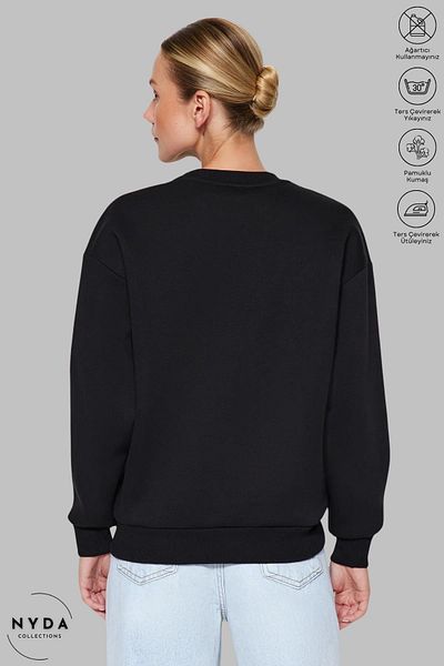 Nyda Collections Women's Long Sleeve Anime Kuromi Printed Crew Neck Hoodless Raster Oversize Sweatshirt