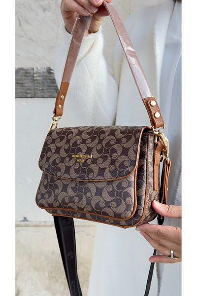 Cacharel Original Cacharel Paris Crossbody Bag Women's Compartment Shoulder and Crossbody Bag