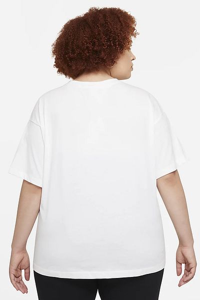 Nike Plus Sportswear Loose Fit T-shirt Unisex Με Κέντημα Swooslu Λευκό T-shirt