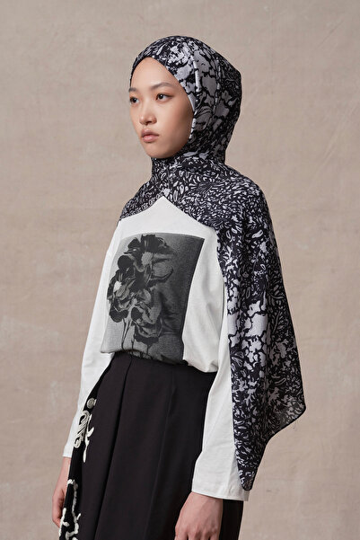 Qef Black Minimal Pattern Modal Shawl