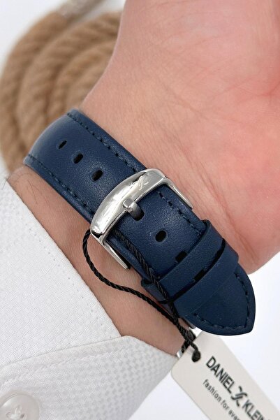 Daniel Klein Takvimli Deri Kordon Erkek Kol Saati