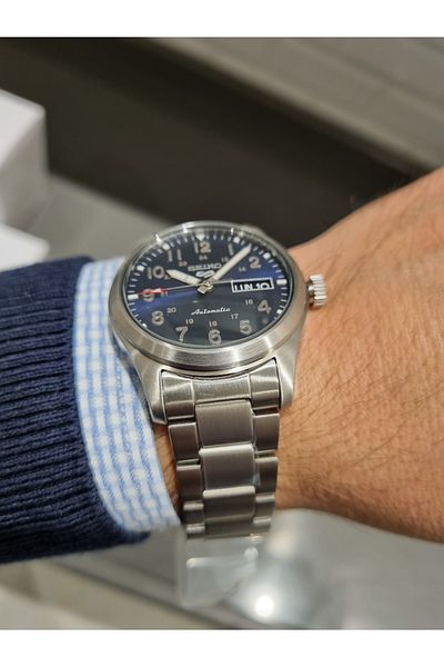 Seiko Seiko-Atomatic Navy Blue Dial with Calendar Steel Bracelet 10 Atm Waterproof Men's Wristwatch