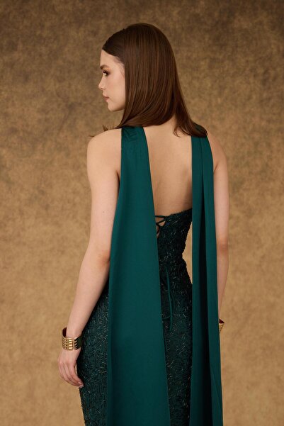 Carmen Zümrüt Straplez Şallı Payetli Abiye Elbise