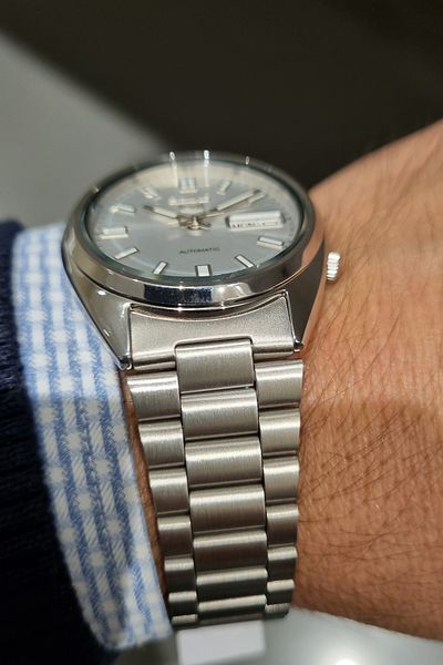 Seiko Seiko 5- Automatic Silver Dial Calendar Steel Bracelet 3 Atm Waterproof Men's Wristwatch