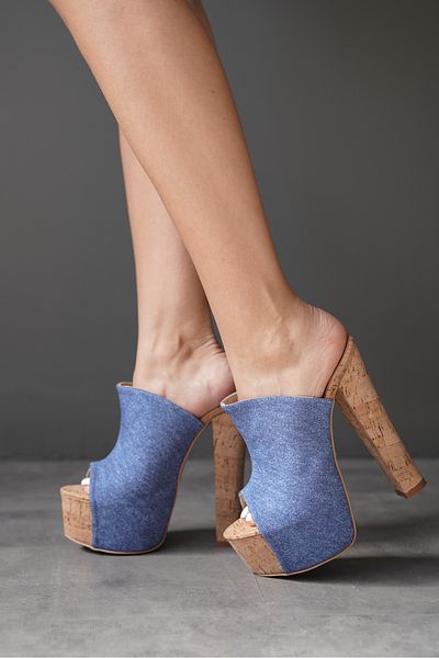 Ayakkabı Ateşi Papuci de damă cu toc înalt cu model din denim ciuperci