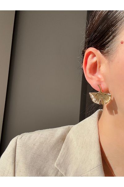 Ressia Wing Patterned Earrings