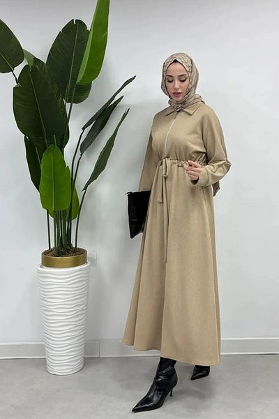Tesettür Diyarı Φόρεμα Hijab από ριμπ πλεκτό ύφασμα με λεπτομέρεια με φερμουάρ