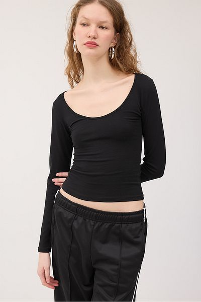 Addax Long Sleeve U-Neck Blouse - B1664-U8